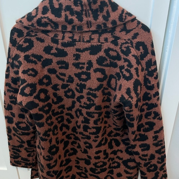 Time & Tru Leopard cardigan - Picture 6 of 6